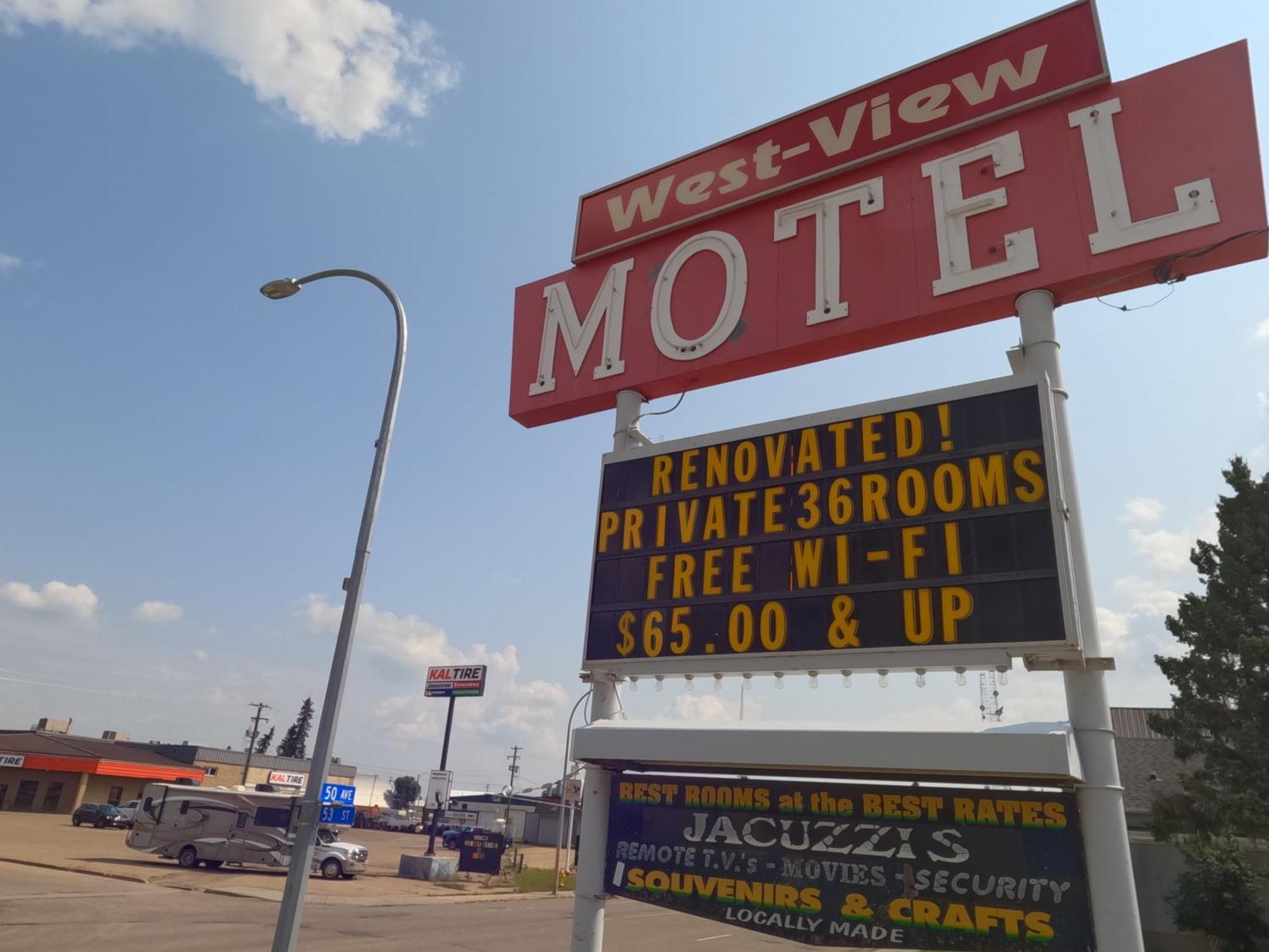 Westview Motel Vegreville Exterior photo